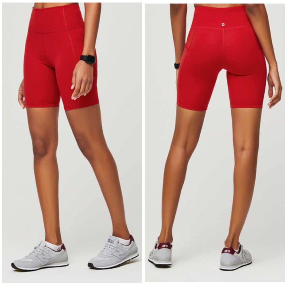 FIGS Performance Underscrub Shorts